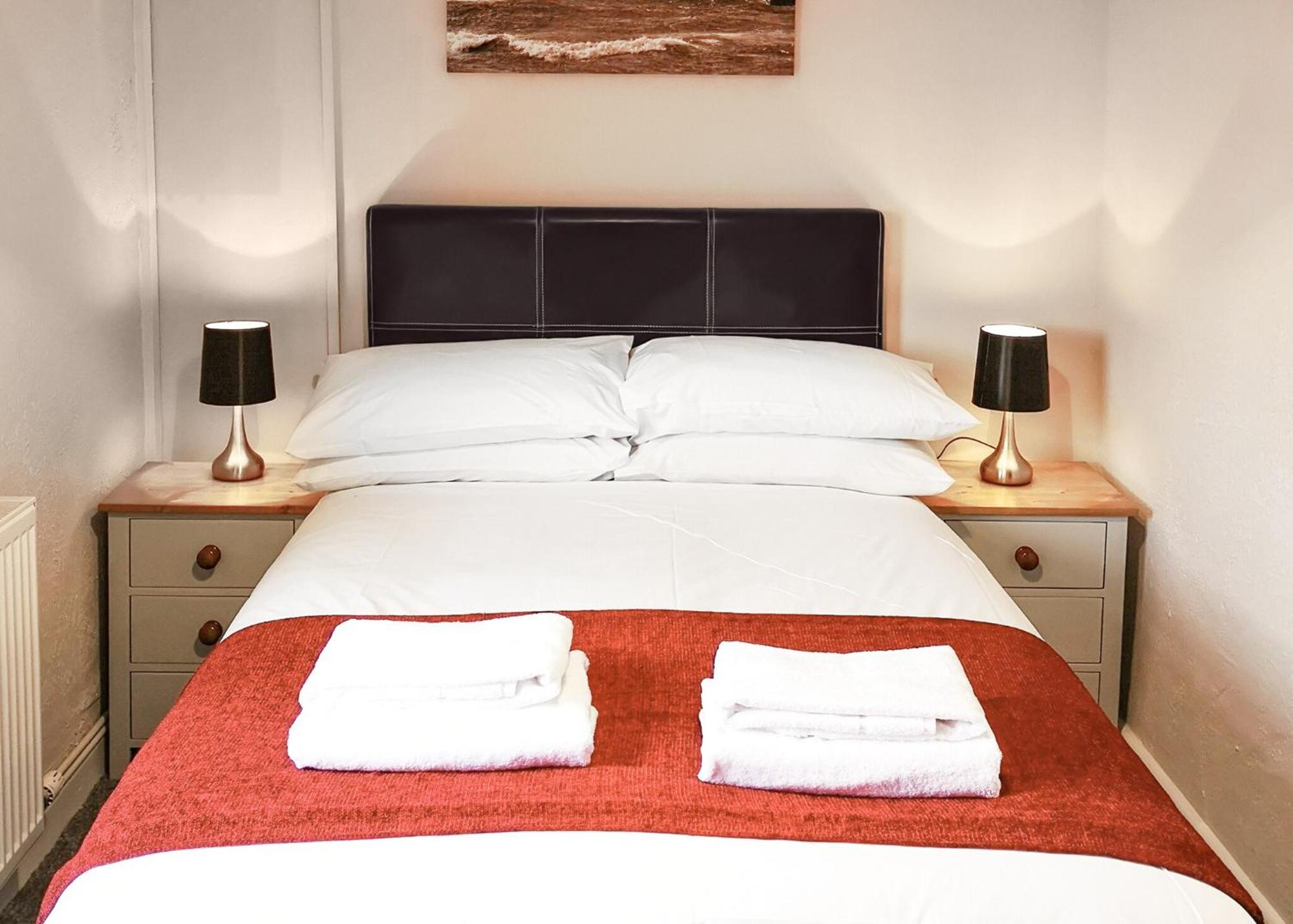 Woodland Vale Holiday Park Ludchurch Phòng bức ảnh